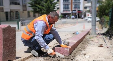 Keçiören'de Kaldırımlar Yenileniyor