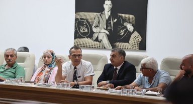 Başkan Kınay: Esnafımızla birlikte Karabağlar'ı güçlendireceğiz