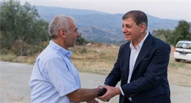 Başkan Tugay sözünü tuttu: Beydağlı çiftçinin 30 yıllık su hasreti sona erdi