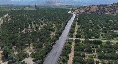 Efes Selçuk'ta Yollar Yenileniyor: 40 Yıldır Beklenen Yolda Çalışmalar Başladı
