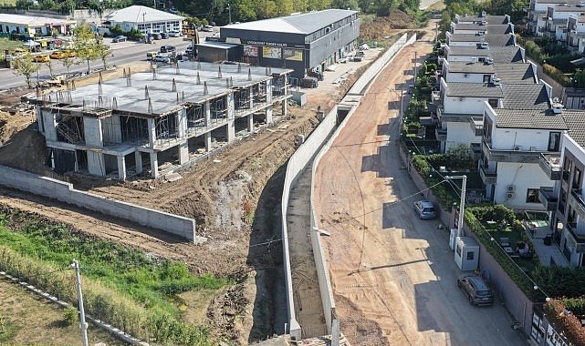 İSU'dan Başiskele'ye Binlerce Metrelik Altyapı Yatırımı