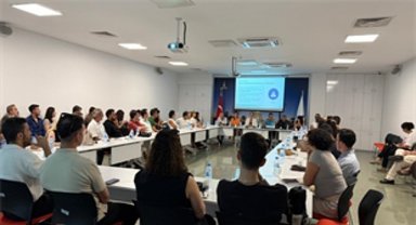 İzmir'in çatılarında güneş seferberliği