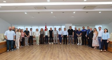 Karabağlar'ın her yıl 80 milyon lirası sahipsiz atıklara gidiyor