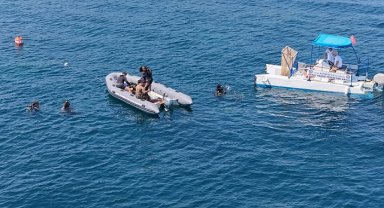 Kuşadası'nda Dip Temizliği