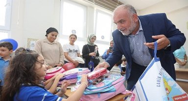 Tüm Öğrencilerin Çanta ve Kırtasiye Seti Canik Belediyesi'nden!