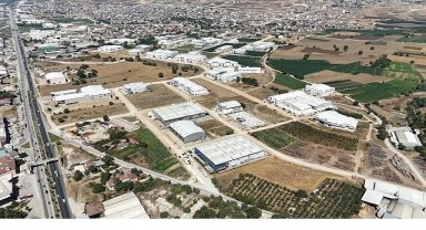 105 Adada Yol Kaplama Çalışmaları Başladı