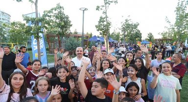 Başkan Altay “Parklarda Şenlik Var