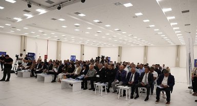 Başkan Vekili Büşra Özdemir Serik'te muhtarlarla buluştu