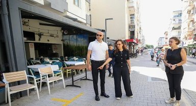 Bostanlı Cemal Bülbül Sokak'ta dönüşüm sürüyor
