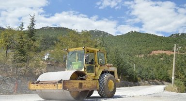 Büyükşehir'den Akseki'de asfalt çalışması