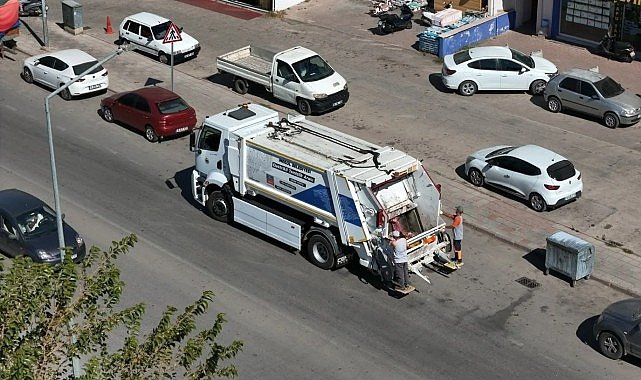 Elektrikli Çöp Kamyonu İnegöl Sokaklarında Test Edildi