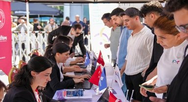 İBB Bölgesel İstihdam Ofisleri'nden iş arayana ve işverene ücretsiz hizmet