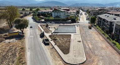 İnegöl Belediyesi'nden Yeni Mahalle'ye Yeni Semt Sahası