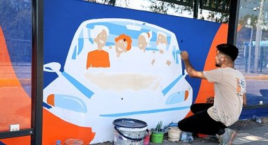 Kocaeli'nin duvarları kentin değerlerini anlatıyor