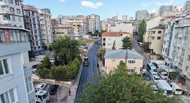 Maltepe'de yol yenileme çalışmaları devam ediyor