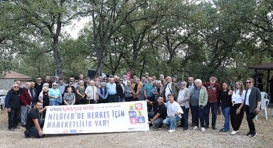 Nilüfer'de huzurevi sakinleri yaza piknikle veda etti