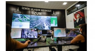 Okul trafiği İZUM'un yakın takibinde
