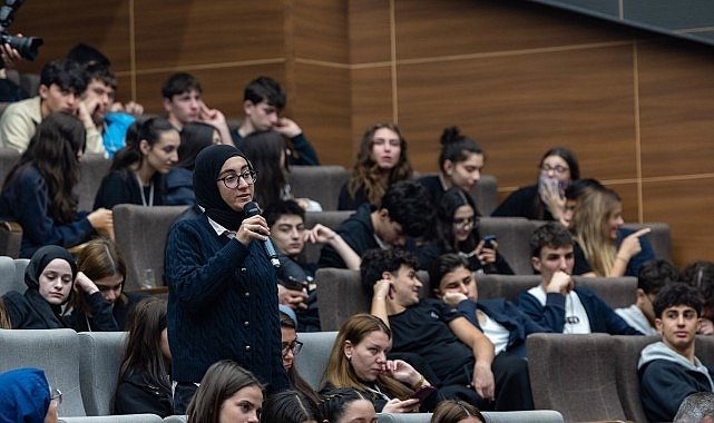 Başkan Büyükakın'dan gençlere kariyer tavsiyesi: “Hata yapmaktan korkmayın