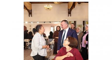 Başkan Büyükakın: “Sizler mutlu olun diye çalışıyoruz