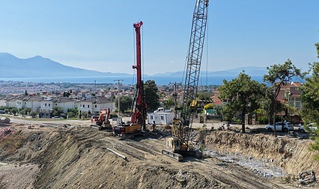 Başkan Çerçioğlu'ndan Kuşadası'nda Yol Yenileme ve Güçlendirme Çalışması