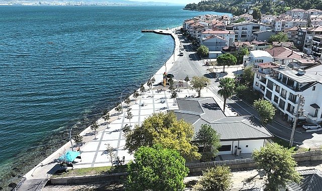 Gölcük Ulaşlı sahili yeni görünümüne kavuştu