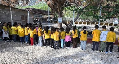 Hayvanları Koruma Günü'nde miniklerden anlamlı ziyaret