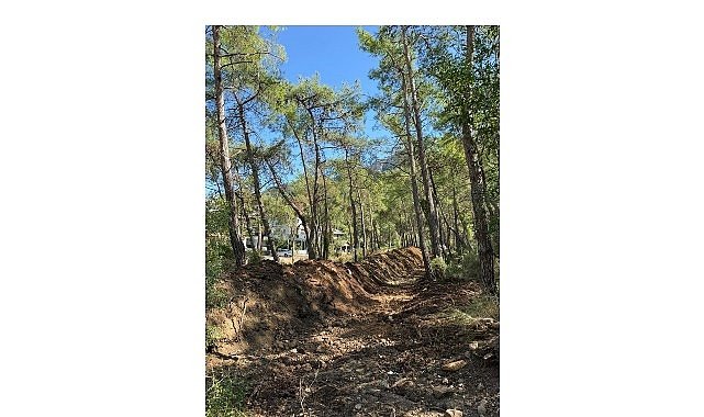 Kemer'de derelerde temizlik çalışmaları