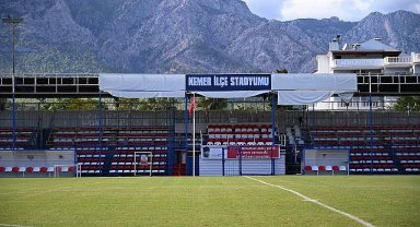 Kemer İlçe Stadı yeni sezona hazır