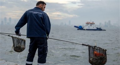 Körfez'de yağmur sonrası yüzey temizliği