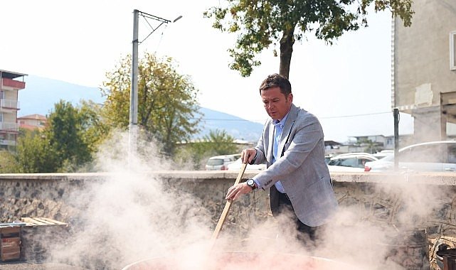 Osmangazi'de Salça Bereketi İmeceyle Büyüdü